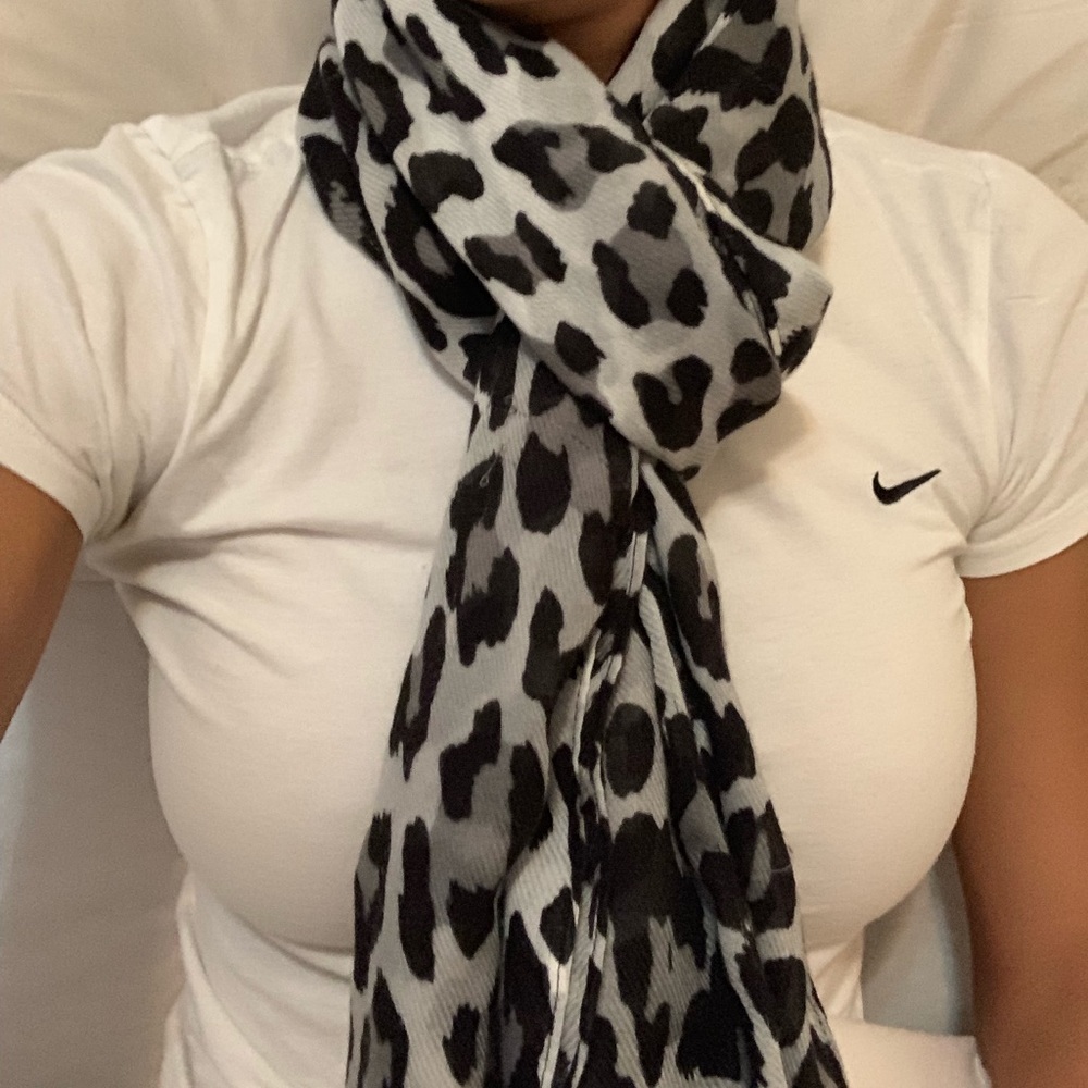 Scarf